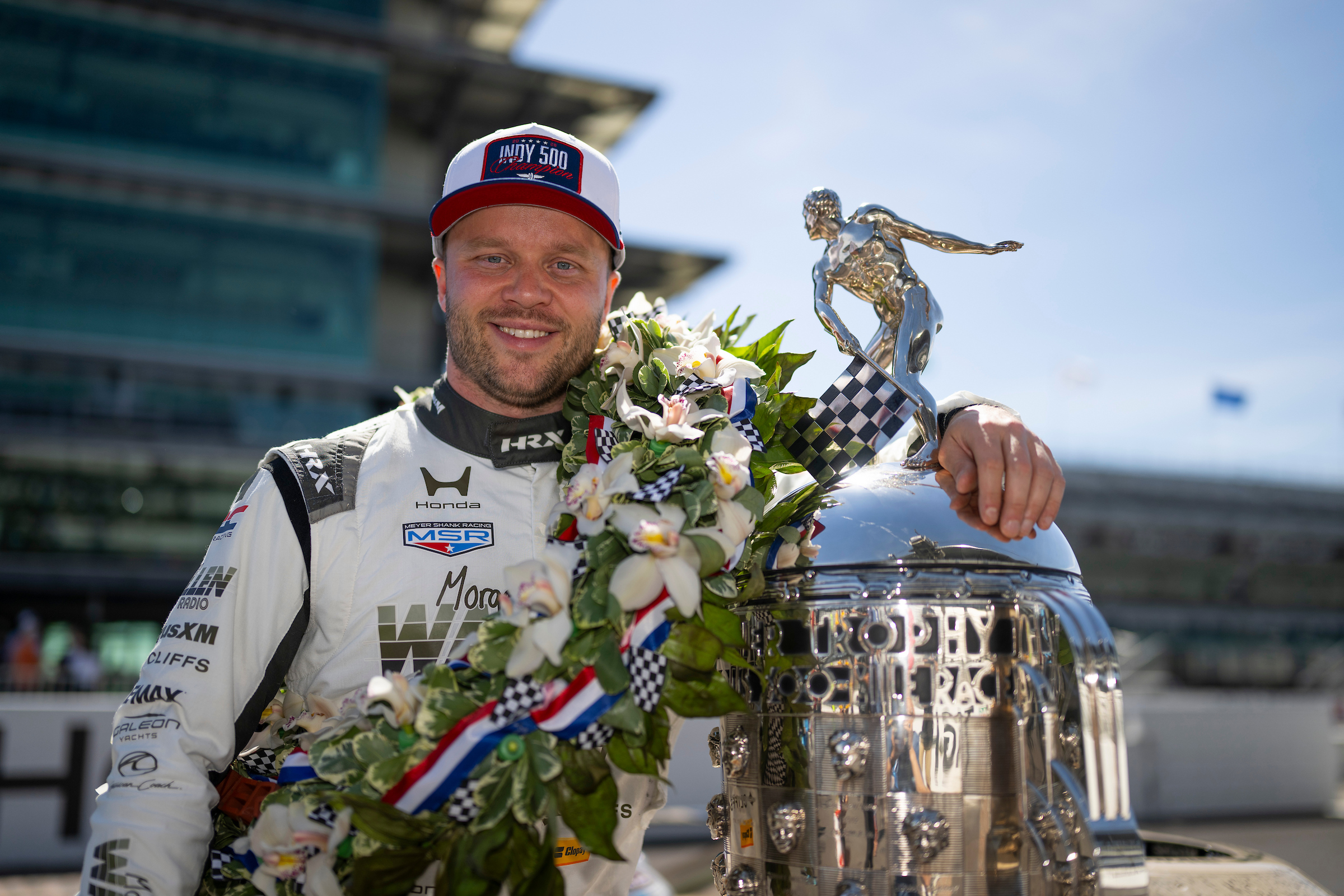 Felix Rosenqvist with Borg-Warner Trophy and Wreath
